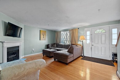 3 Adams Ave, MerriMacK, NH 03054 - photo 6