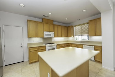 1645 Beaver Creek unit A, Beaumont, CA 92223 - photo 5