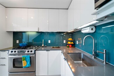 50 Dey St unit 637, Jersey City, NJ 07306 - photo 3