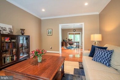 11611 Hunters Run Dr, Cockeysville, MD 21030 - photo 3