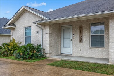 410 Freeman Ave, Bryan, TX 77803 - photo 5