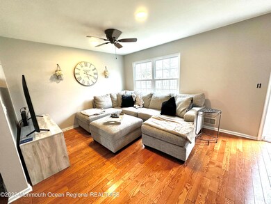14 Walnut St unit 204, Toms River, NJ 08753 - photo 4
