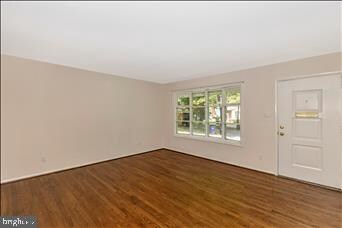 13304 Turkey Branch Pkwy, Rockville, MD 20853 - photo 3