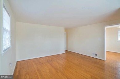 1530 12th St S, Arlington, VA 22204 - photo 3