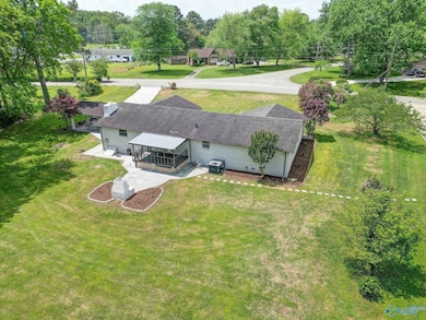 6002 Doc Sandlin Rd, Huntsville, AL 35811 - photo 3