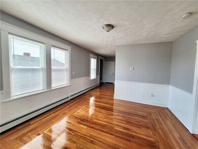 827 Main St unit 3, Pawtucket, RI 02860 - photo 4