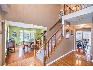 Entry/Foyer.