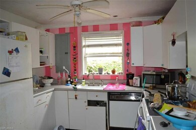 1086 Sperling Ave, Naples, FL 34103 - photo 3