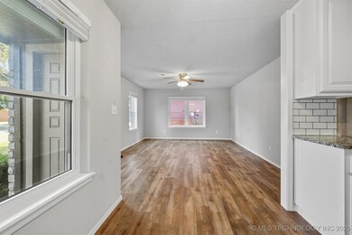 660 E 143rd St, Glenpool, OK 74033 - photo 5