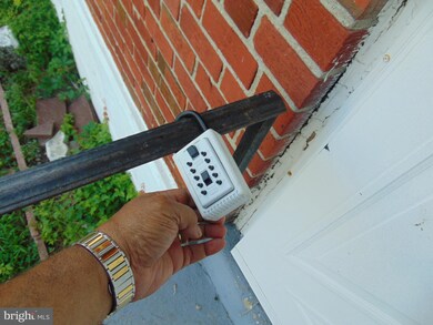 2412 Denfield St, Camden, NJ 08104 - photo 4