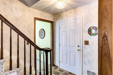 33 Winthrop Dr, Holmdel, NJ 07733 - photo 3