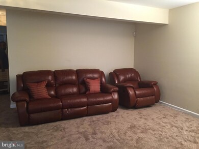 10109 Tulip Tree Dr, Bowie, MD 20721 - photo 4