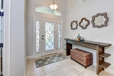 16-Foyer-Entrance