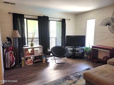 LIVING ROOM TO BALCONY SLIDER