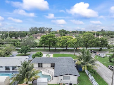 2261 Utopia Dr, Miramar, FL 33023 - photo 7