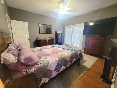 27100 Meadowmore Ct unit 302, Whitney, TX 76692 - photo 7