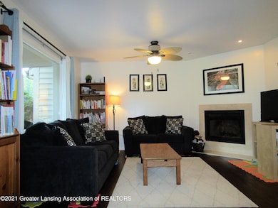 2523 White Oak Place unit 2, Flint, MI 48532 - photo 7