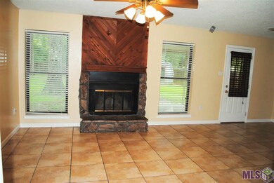 3664 Cypress Park Dr, Zachary, LA 70791 - photo 3