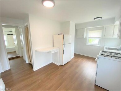 1520 Rockefeller Rd, Wickliffe, OH 44092 - photo 4