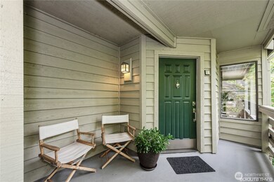 1372 Bellevue Way NE unit 2, Bellevue, WA 98004 - photo 3