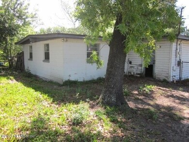 8105 Galveston Ave, Jacksonville, FL 32211 - photo 5