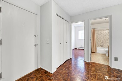 3_EntryHallway
