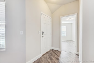 1304 E Toledo St, Broken Arrow, OK 74012 - photo 3