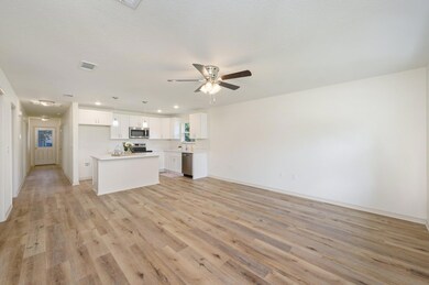6-web-or-mls-332 E 1st Ave-02