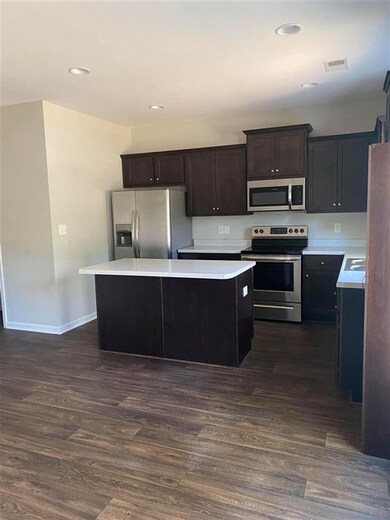 101 Poppy Ln, Byron, GA 31008 - photo 3