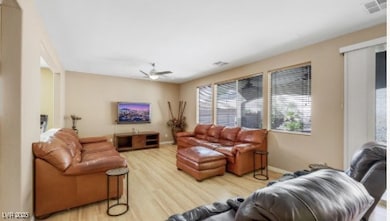3047 Loggia Ct, Las Vegas, NV 89117 - photo 7