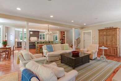 Living/dining/kitchen