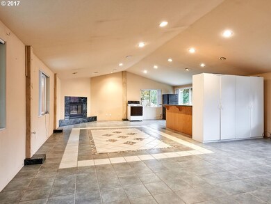 1154 N Pine St, Canby, OR 97013 - photo 7