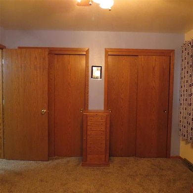 2339 S Chatham St, Janesville, WI 53546 - photo 5