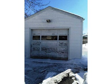 37 Gardner St, Pawtucket, RI 02861 - photo 3