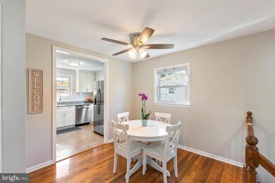 7501 Devries Dr, Lorton, VA 22079 - photo 3