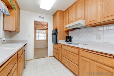 8322 Bashan Lake Ave, San Diego, CA 92119 - photo 5