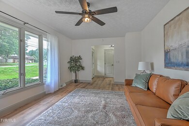 1109 Meadow Ln KB-10