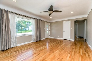 3845 Vine Ave SE, Cedar Rapids, IA 52403 - photo 4