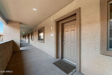 001__920 E Devonshire Ave unit 4005