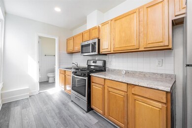 241 New York Ave unit 3, Jersey City, NJ 07307 - photo 3