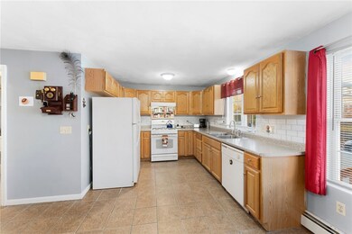 39 Mill St, West Warwick, RI 02893 - photo 5