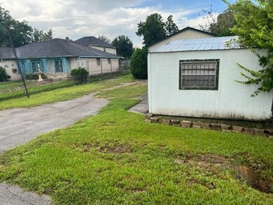 4604 Bricker St, Houston, TX 77051 - photo 3