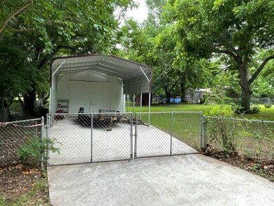 1929 W Washington St, Denison, TX 75020 - photo 6