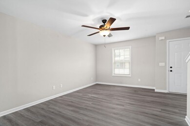 931 Professional Park Dr unit 1B, Clarksville, TN 37040 - photo 7