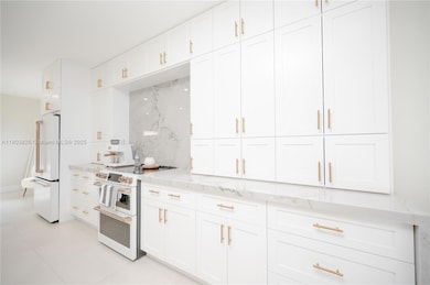 15282 SW 173rd Ln, Miami, FL 33187 - photo 5