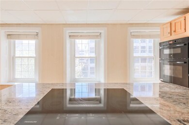 929 W Hamilton St unit 3, Allentown, PA 18101 - photo 3