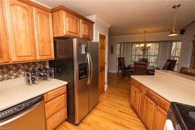 2236 Old Highway 60, Purlear, NC 28665 - photo 7