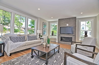 247 Webster St, Needham, MA 02494 - photo 2