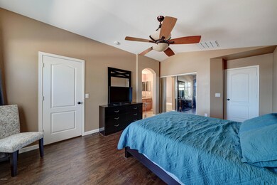 2405 W Silver Sage Ln-26