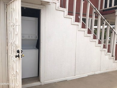shared Washer Dryer